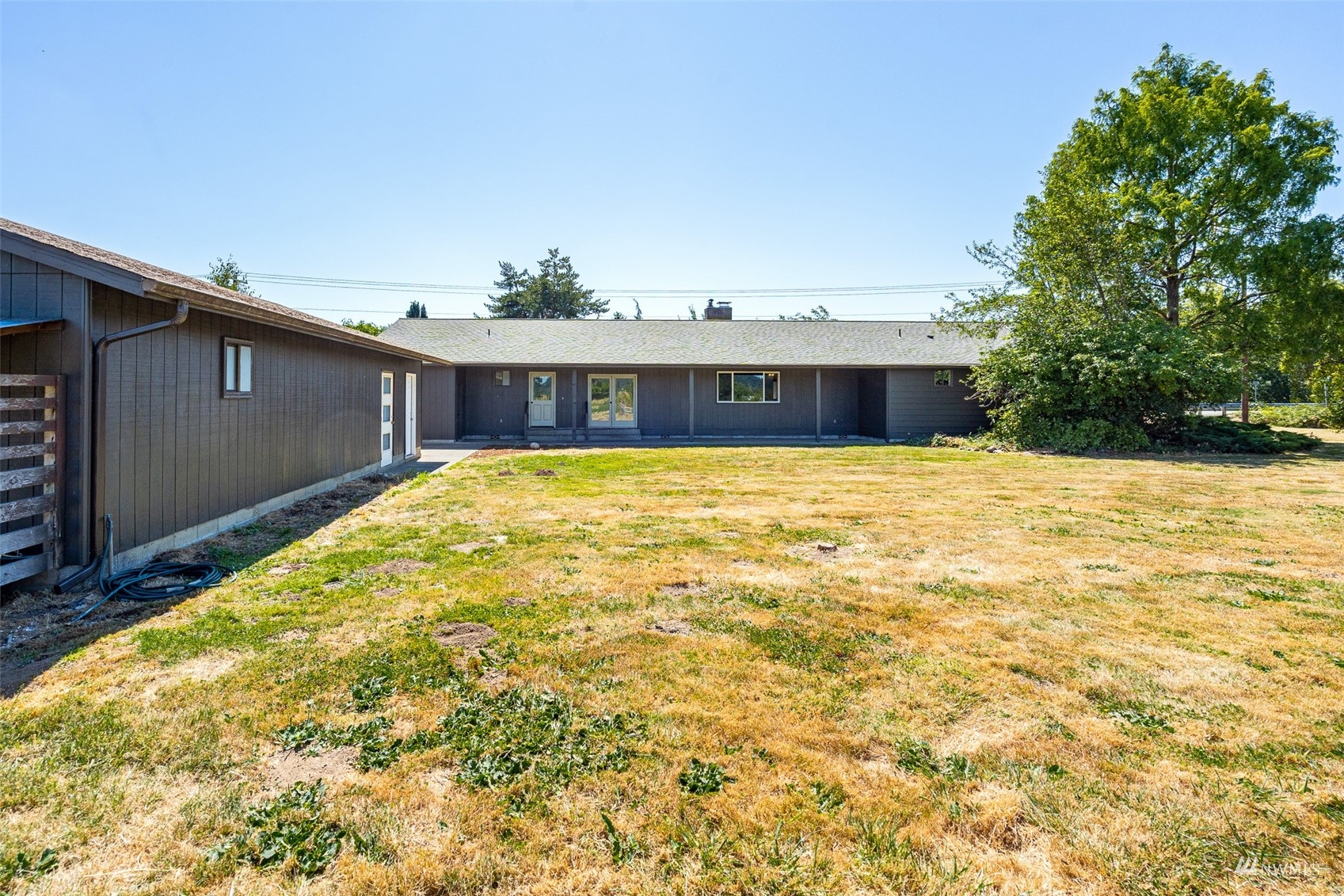 1861 Bishop Road Chehalis, WA 98532 - Photo 23 of 38 a view of swimming pool with an outdoor space