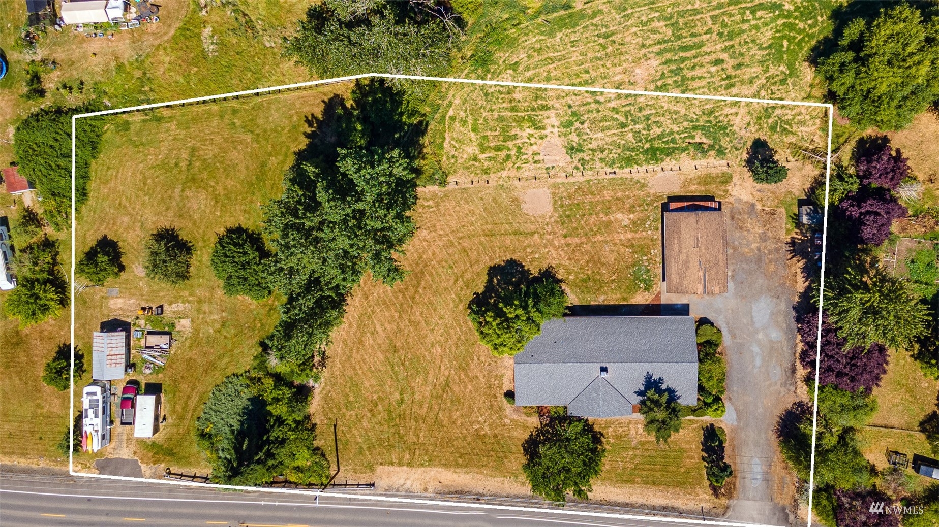 1861 Bishop Road Chehalis, WA 98532 - Photo 36 of 38 an aerial view of residential houses with outdoor space
