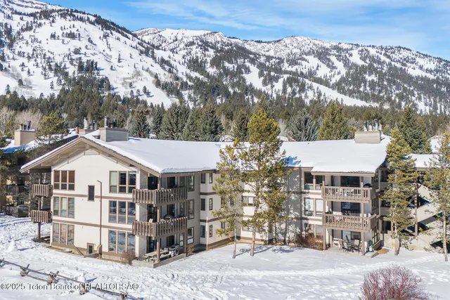$2,500,000 | 3600 West Michael Drive, Unit B5, Teton Village, WY 83025