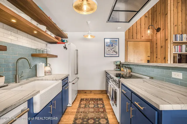 $2,500,000 | 3600 West Michael Drive, Unit B5, Teton Village, WY 83025