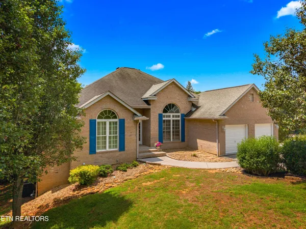 $1,495,000 | 211 Mariners Lane, Dandridge, TN 37725