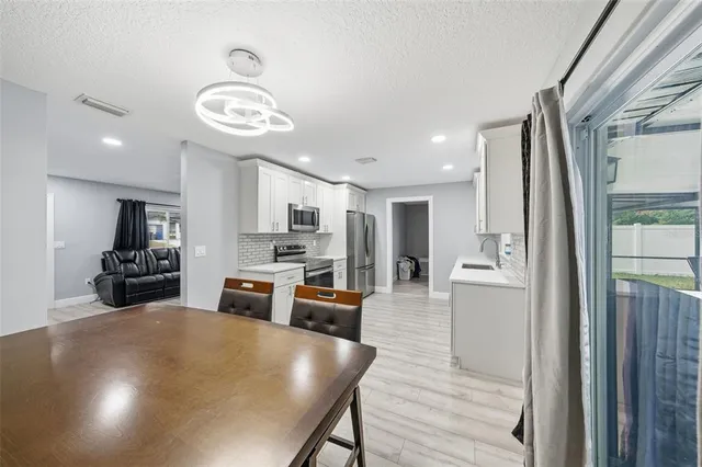 $385,000 | 1113 Oakhill Street, Seffner, FL 33584