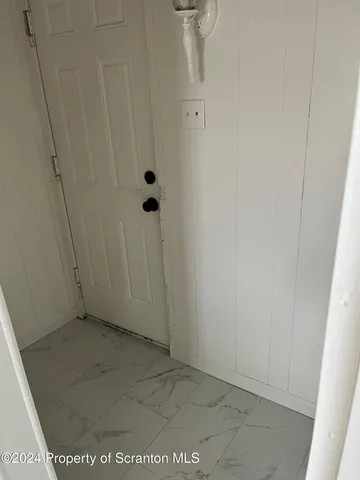 $950 | 258 Main Street, Unit 3(REAR), Dupont, PA 18641