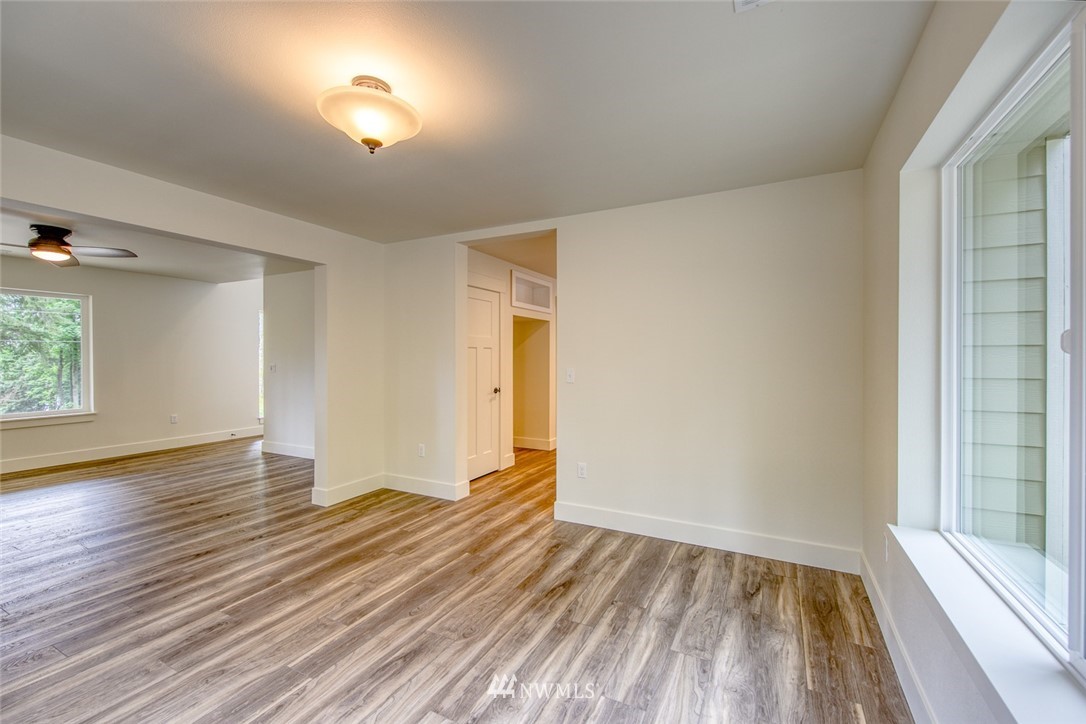 20873 President Point Road Northeast Kingston, WA 98346 - Photo 13 of 40 Gallery Image 13