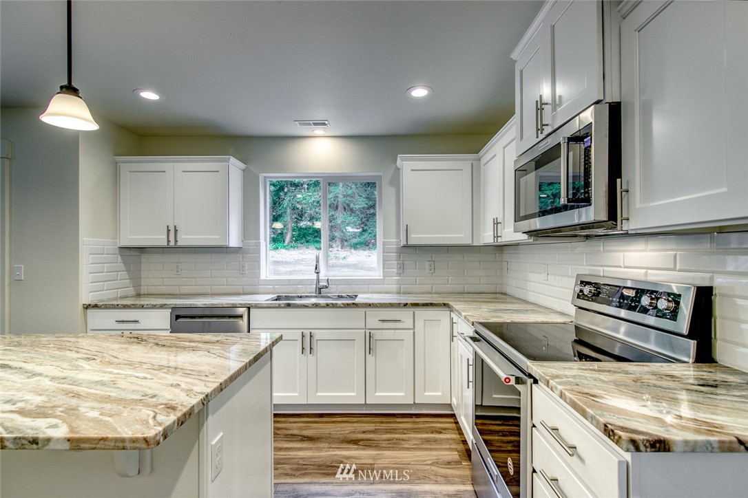 20873 President Point Road Northeast Kingston, WA 98346 - Photo 16 of 40 Gallery Image 16