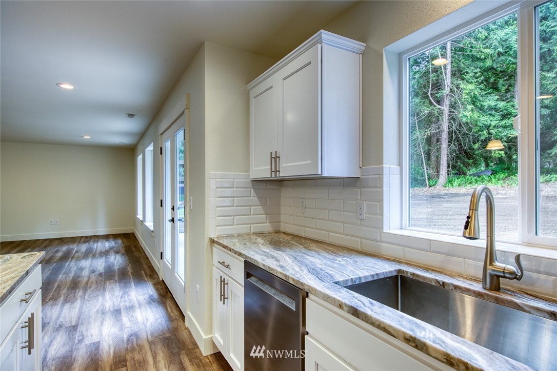 20873 President Point Road Northeast Kingston, WA 98346 - Photo 17 of 40 Gallery Image 17