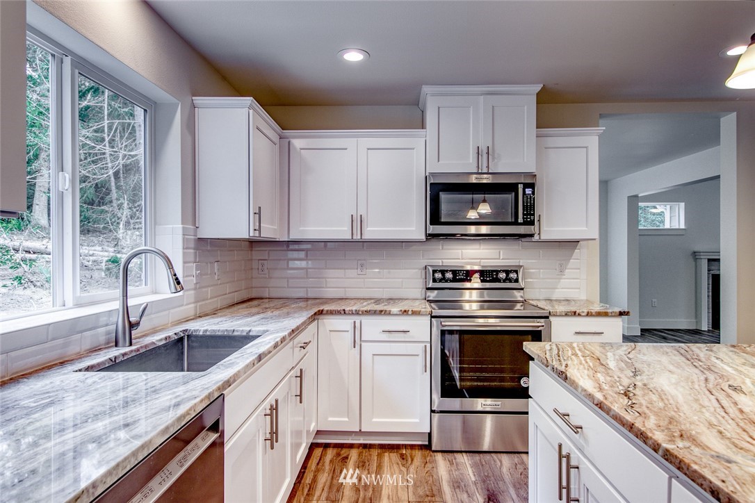 20873 President Point Road Northeast Kingston, WA 98346 - Photo 18 of 40 Gallery Image 18