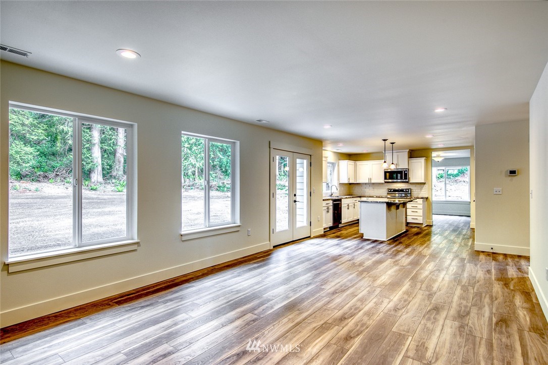 20873 President Point Road Northeast Kingston, WA 98346 - Photo 22 of 40 Gallery Image 22