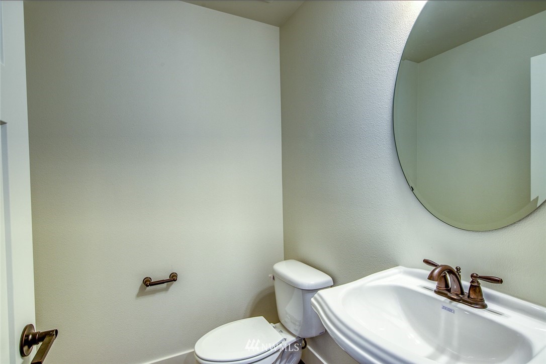 20873 President Point Road Northeast Kingston, WA 98346 - Photo 24 of 40 Gallery Image 24