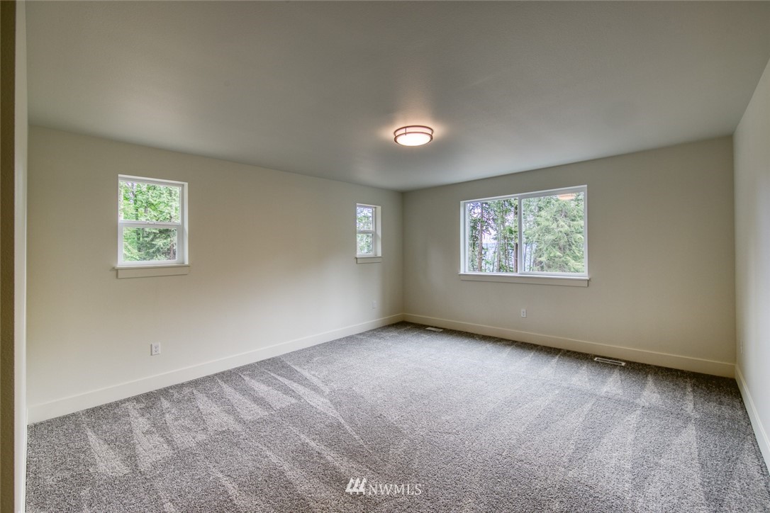 20873 President Point Road Northeast Kingston, WA 98346 - Photo 28 of 40 Gallery Image 28