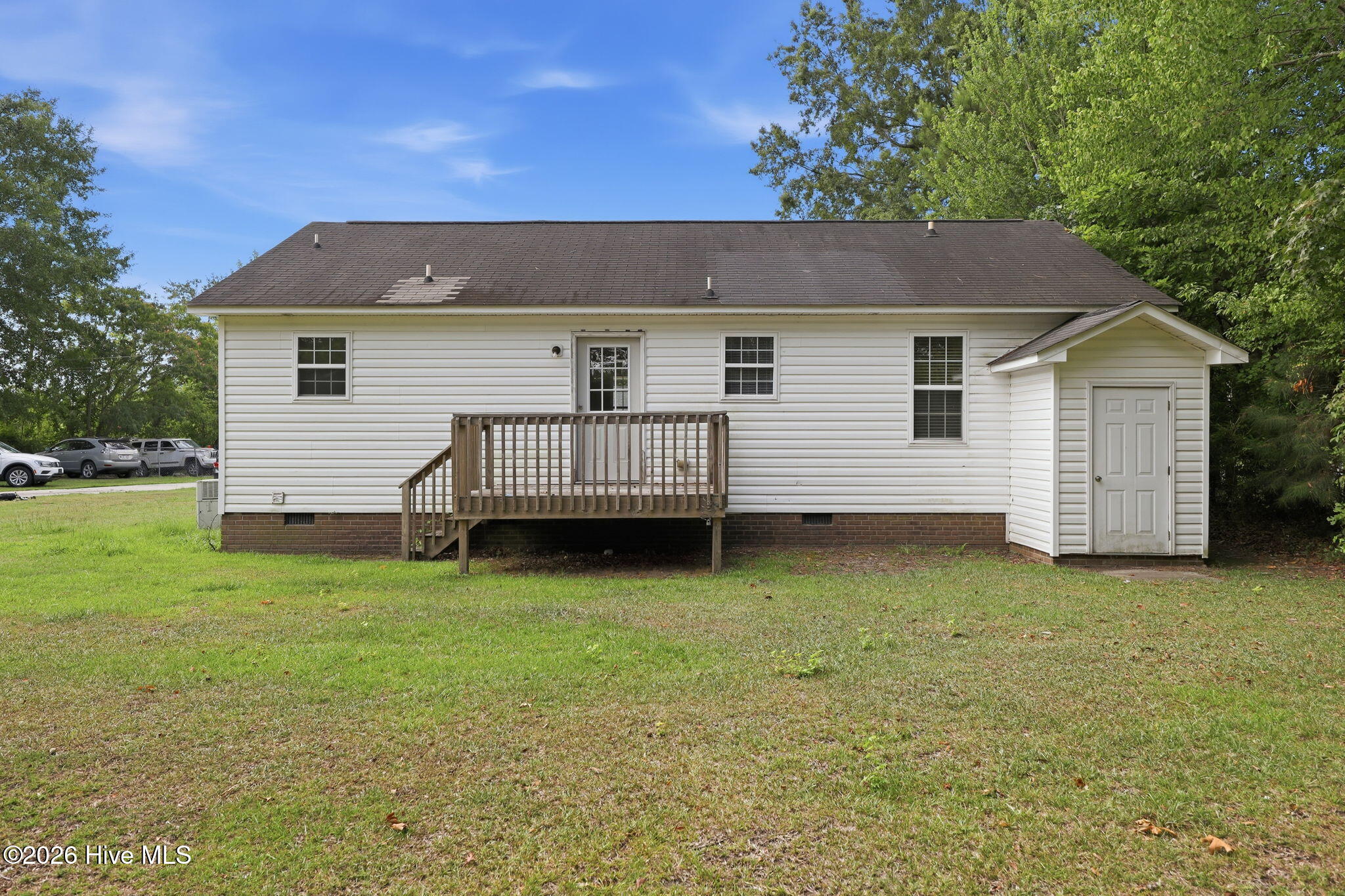 1402 Lockwood Road Kinston, NC 28501 - Photo 32 of 37