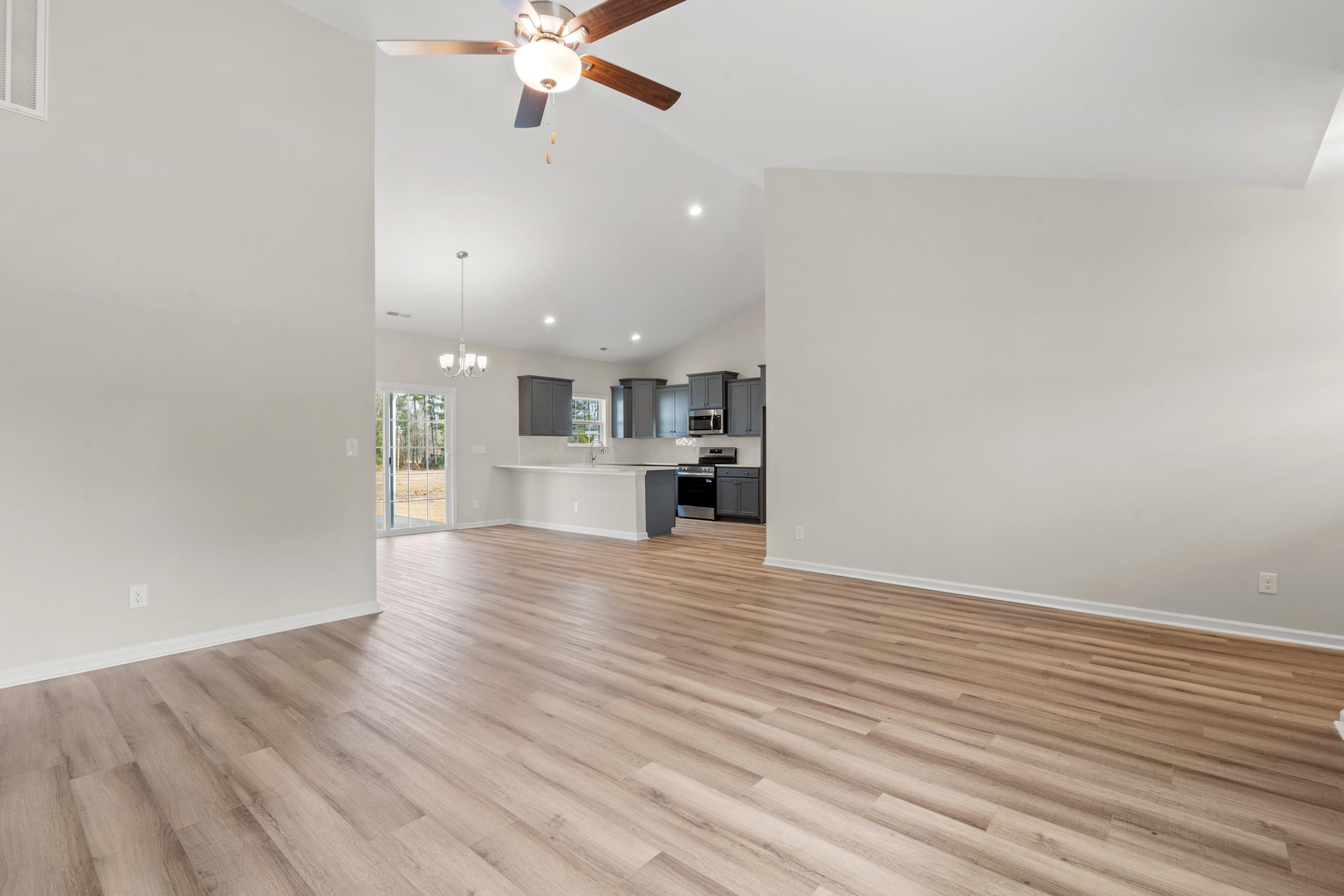 605 Bay Street Aynor, SC 29544 - Photo 4 of 16