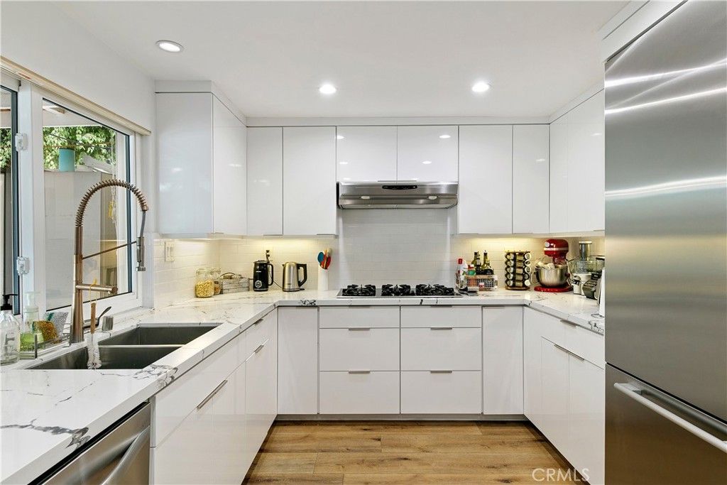 24411 Highlander Road West Hills, CA 91307 - Photo 9 of 43