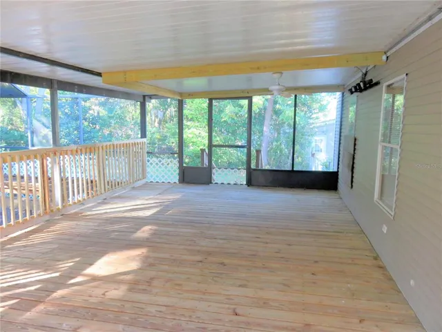 a view of a large window with an outdoor space