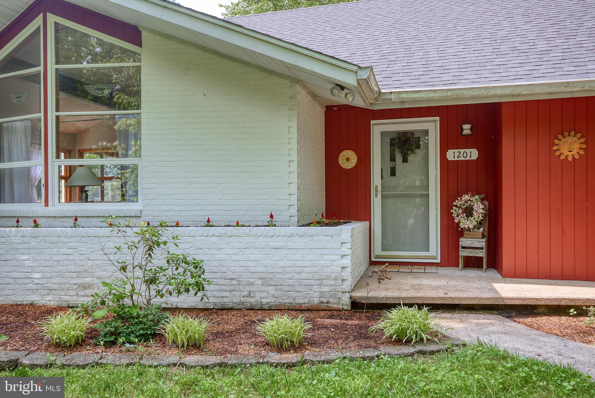 1201 Springwood Terrace Fallston, MD 21047 - Photo 6 of 37