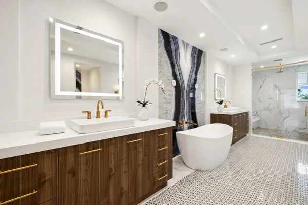 $5,150,000 | 461 Venus Drive, Unit 1, Juno Beach, FL 33408