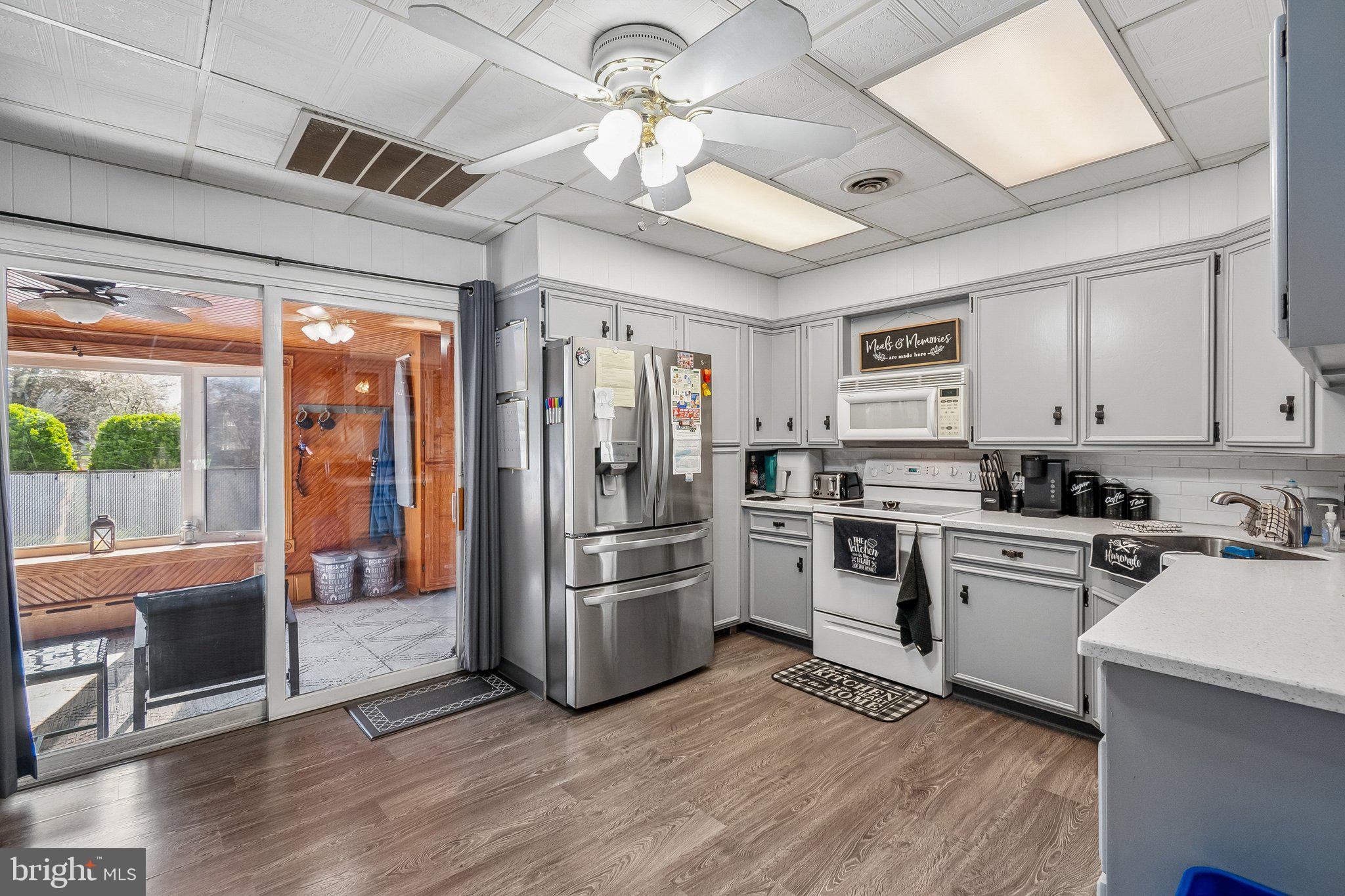 507 Spruce Street Delanco, NJ 08075 - Photo 6 of 24