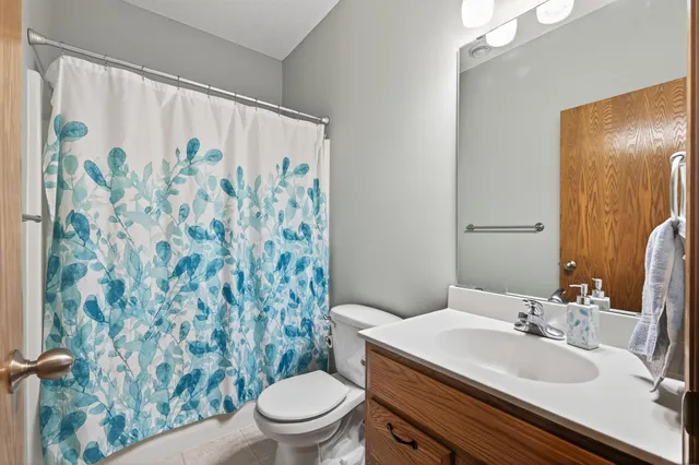 $254,900 | 1099 Barclay Street, St. Paul, MN 55106