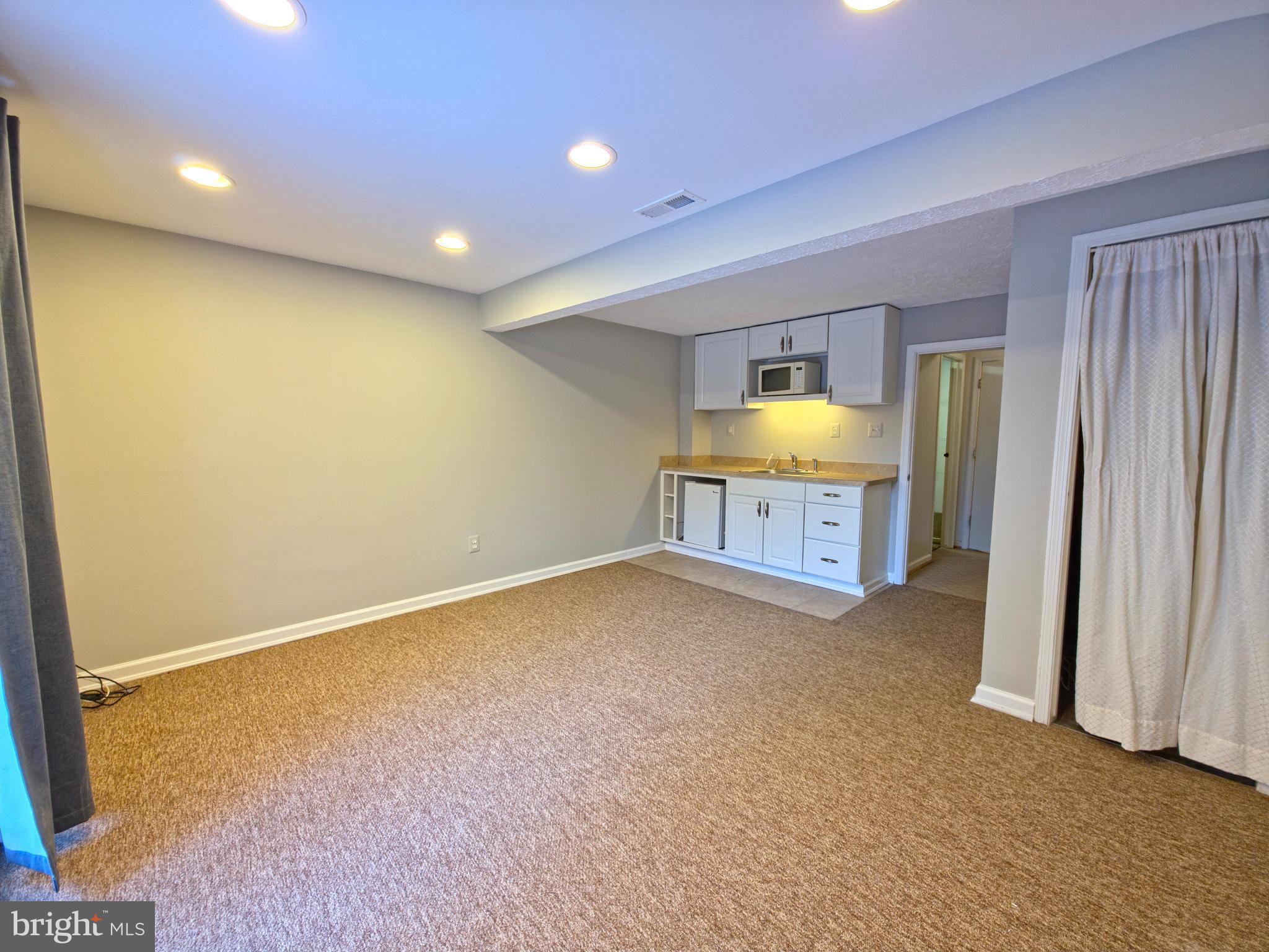 1640 Fieldthorn Drive Reston, VA 20194 - Photo 21 of 27