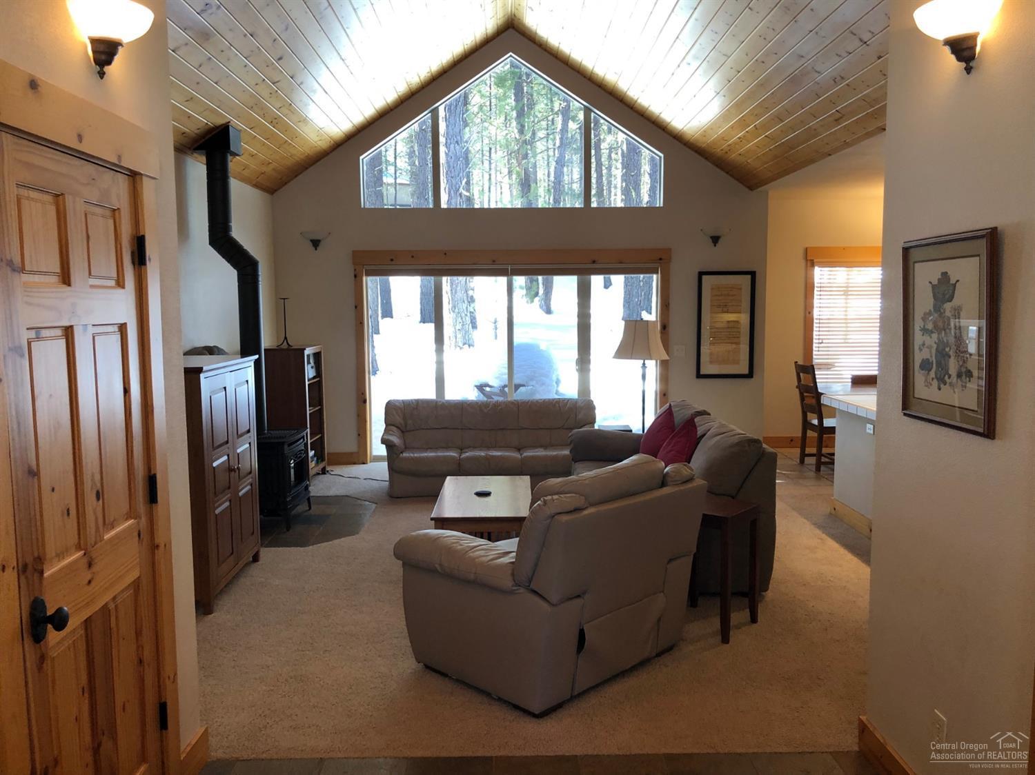 70329 Sword Fern Black Butte Ranch, OR 97759 - Photo 2 of 11 Additional Photo