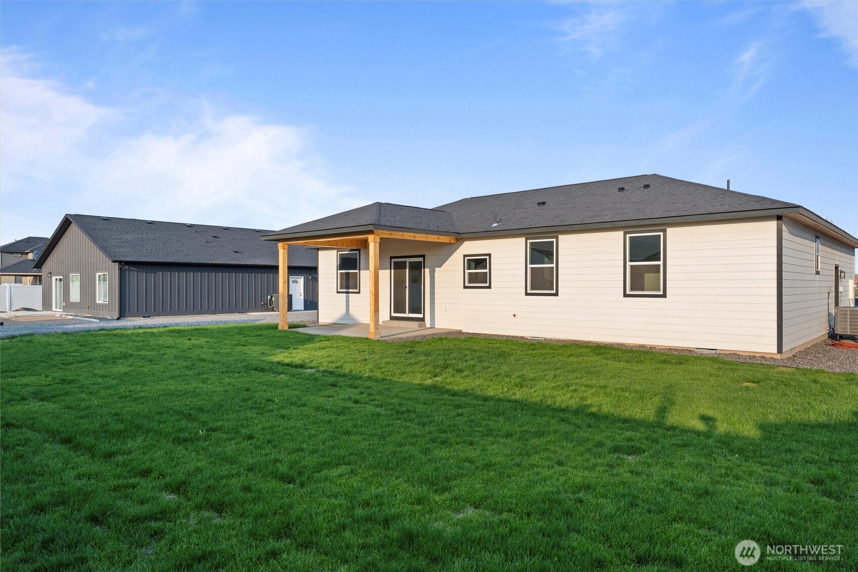2391 Hunters Street Ephrata, WA 98823 - Photo 39 of 40 a view of a house with a backyard