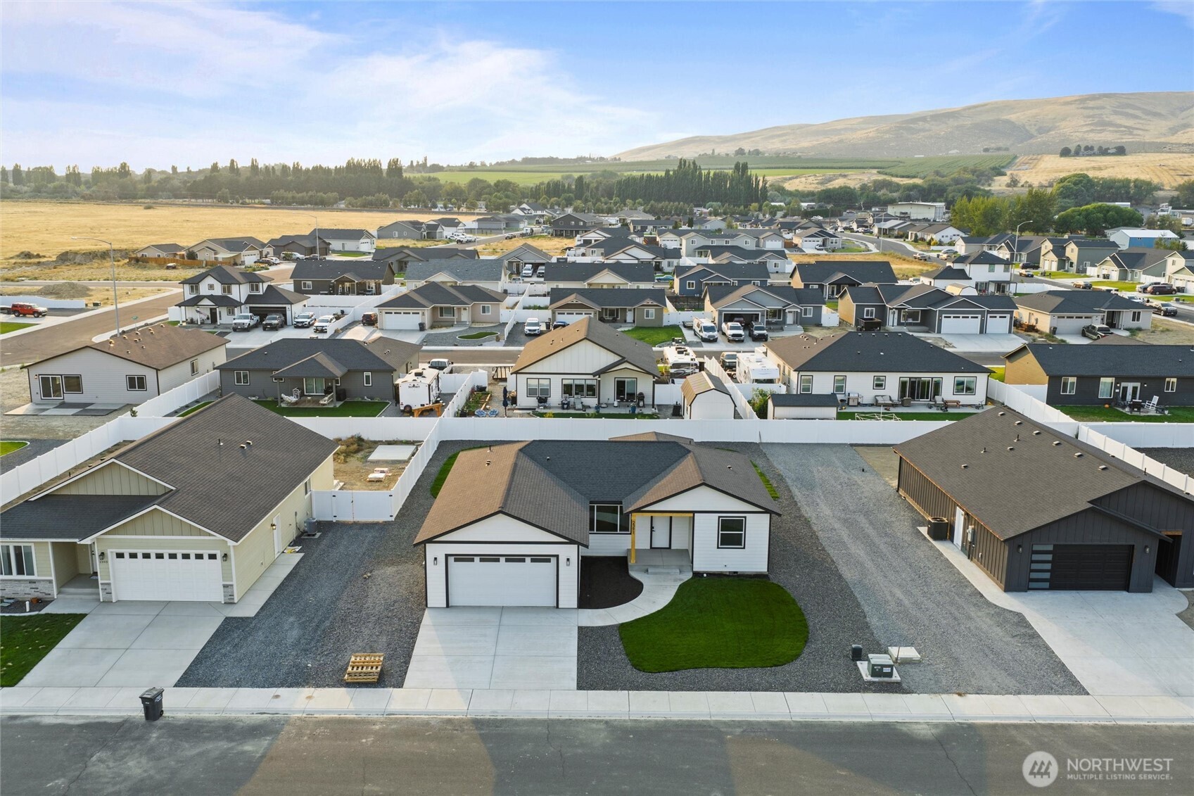 2391 Hunters Street Ephrata, WA 98823 - Photo 5 of 40 an aerial view of residential houses with outdoor space