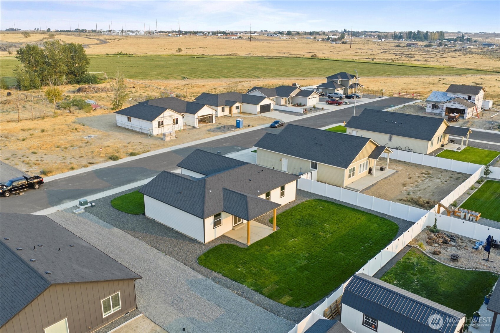 2391 Hunters Street Ephrata, WA 98823 - Photo 6 of 40 a view of a ocean with a ocean view