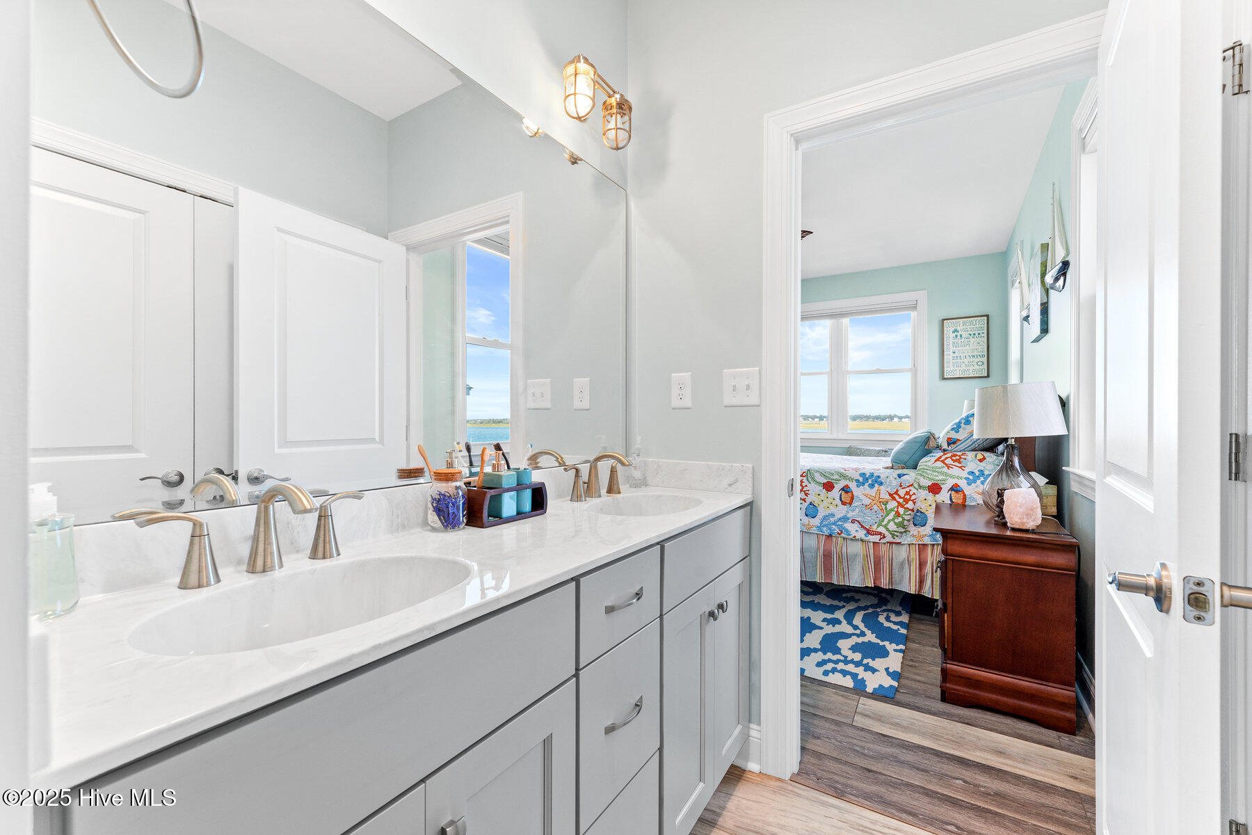 2112 Shore Line Drive Topsail Beach, NC 28445 - Photo 29 of 79 029_2112_shoreline_dr_-29_567