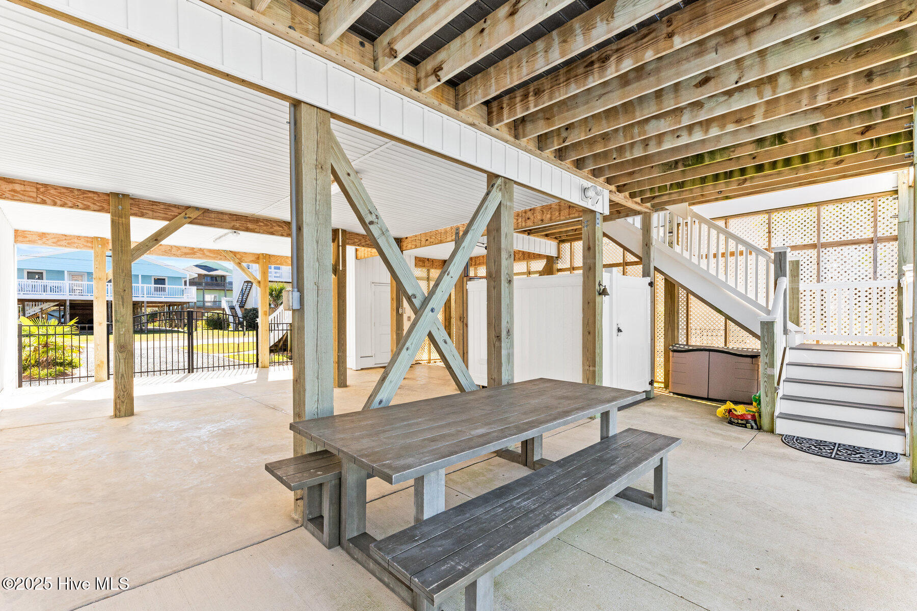 2112 Shore Line Drive Topsail Beach, NC 28445 - Photo 43 of 79 042_2112_shoreline_dr_-42_597