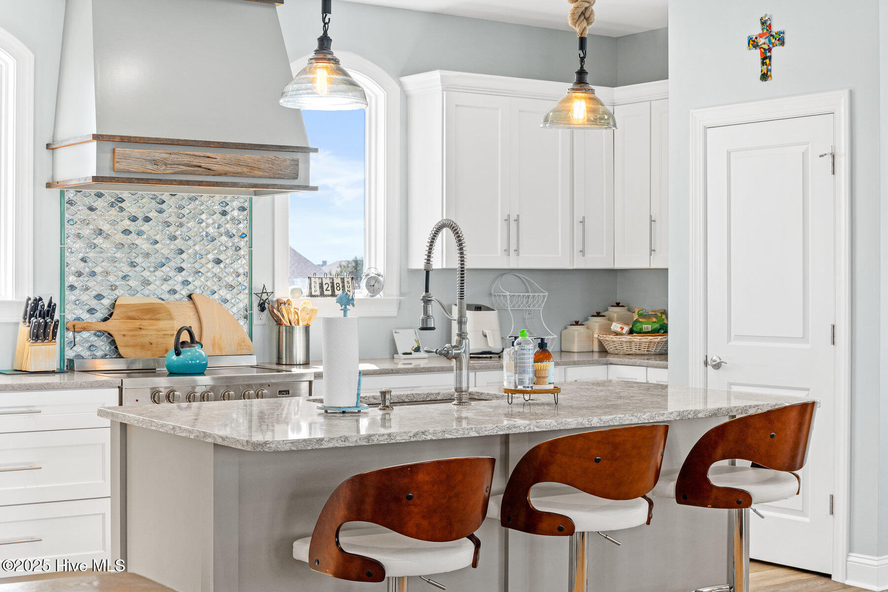 2112 Shore Line Drive Topsail Beach, NC 28445 - Photo 10 of 79 010_2112_shoreline_dr_-10_88