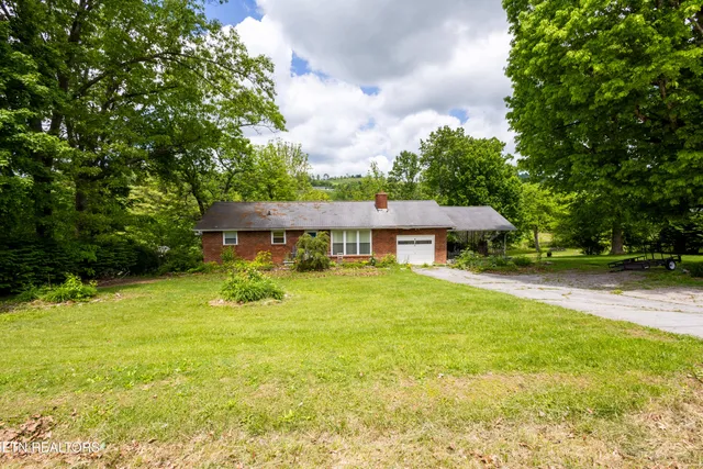 $209,990 | 9100 Highway 131, Washburn, TN 37888