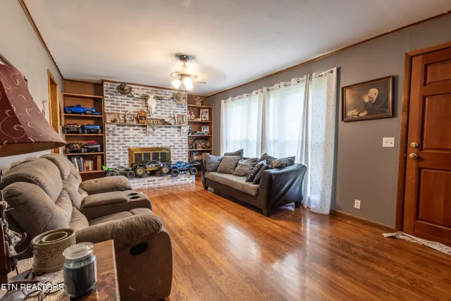 $209,909 | 9100 Highway 131, Washburn, TN 37888