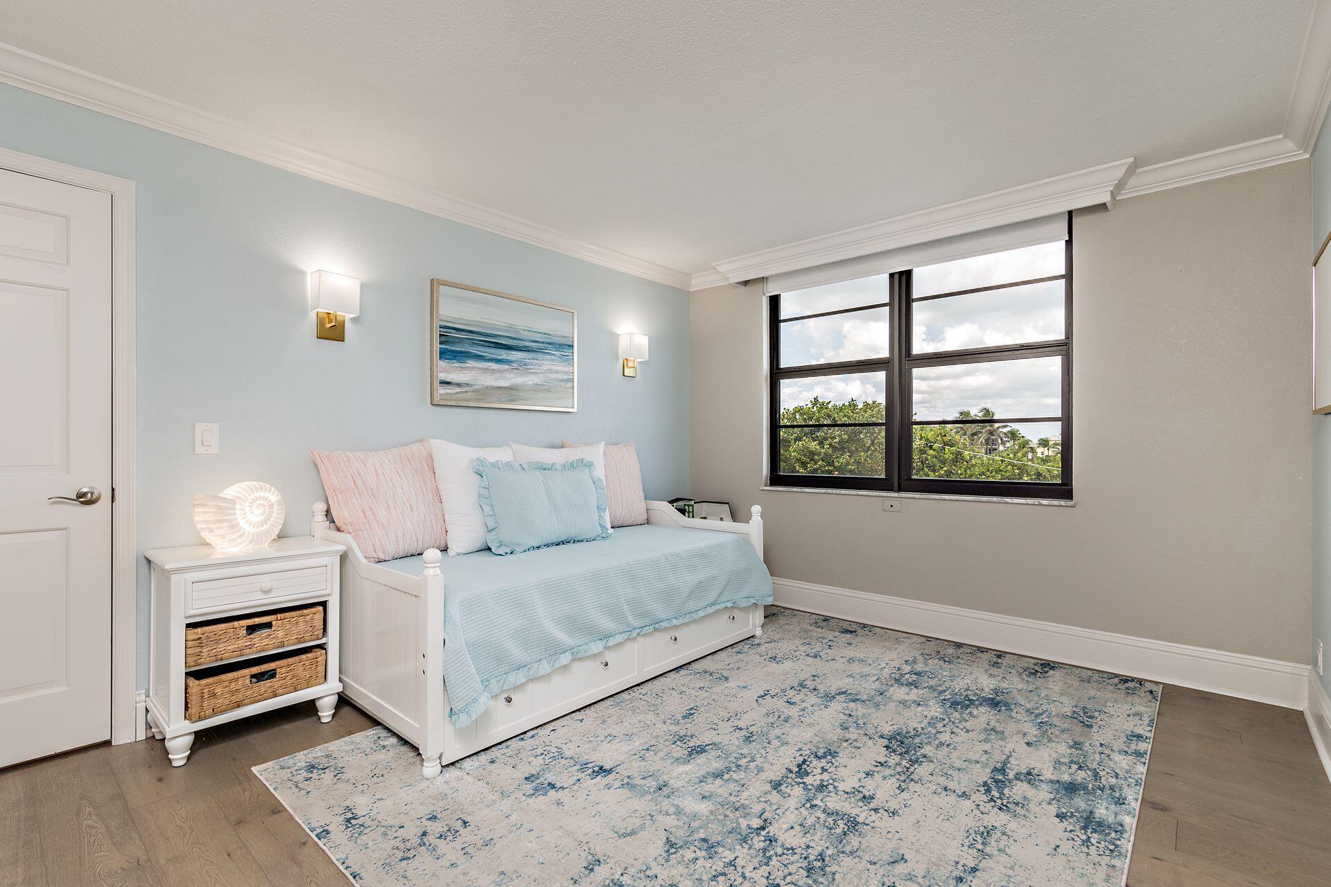 911 Ocean Drive, Unit 306 Juno Beach, FL 33408 - Photo 19 of 25 Guest Room