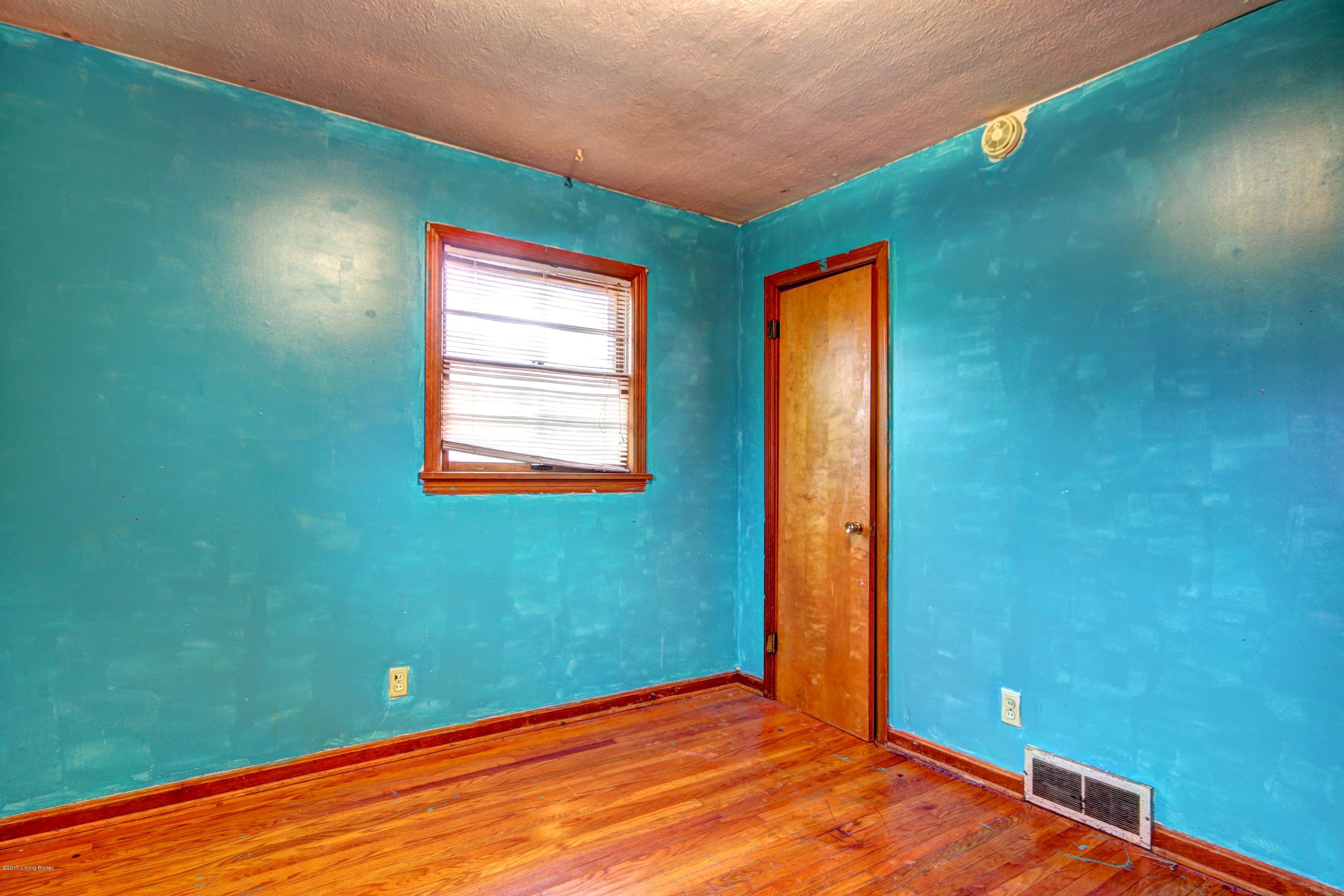 4209 Retreat Road Louisville, KY 40219 - Photo 13 of 16 Retreat #13