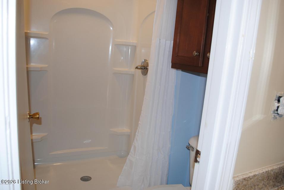 7804 East Manslick Road Louisville, KY 40228 - Photo 21 of 56 20170720174615224073000000-o