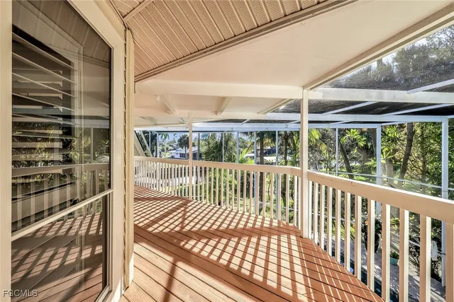 $950,000 | 1787 Seafan Circle, North Fort Myers, FL 33903