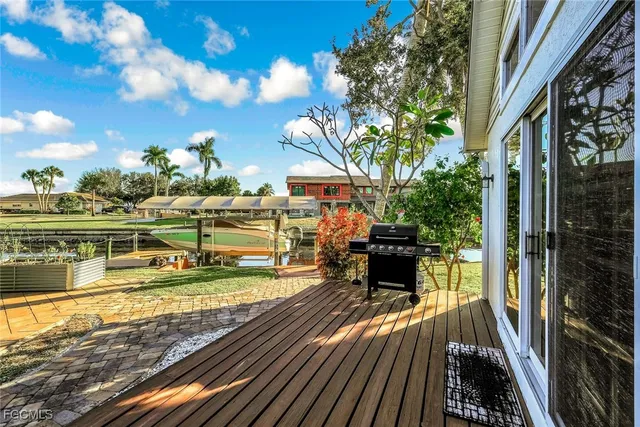 $950,000 | 1787 Seafan Circle, North Fort Myers, FL 33903