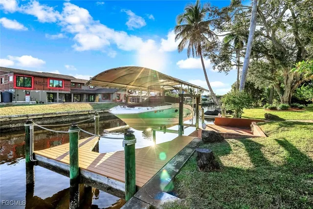 $950,000 | 1787 Seafan Circle, North Fort Myers, FL 33903