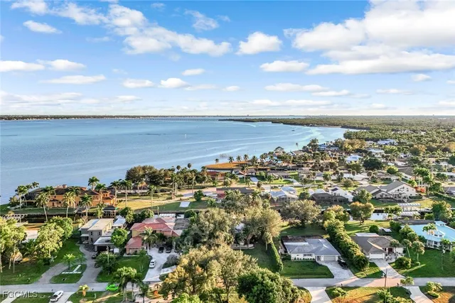 $950,000 | 1787 Seafan Circle, North Fort Myers, FL 33903