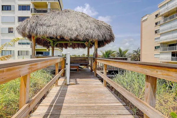 $2,200 | 10102 South Ocean Drive, Unit 107, Jensen Beach, FL 34957