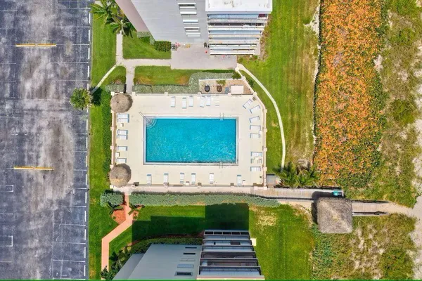 $2,200 | 10102 South Ocean Drive, Unit 107, Jensen Beach, FL 34957