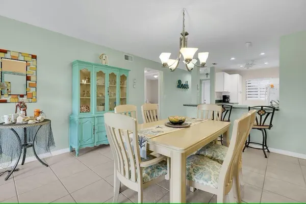 $2,200 | 10102 South Ocean Drive, Unit 107, Jensen Beach, FL 34957