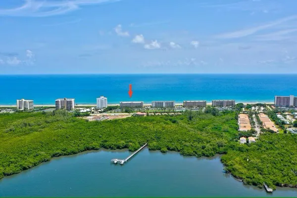 $2,200 | 10102 South Ocean Drive, Unit 107, Jensen Beach, FL 34957