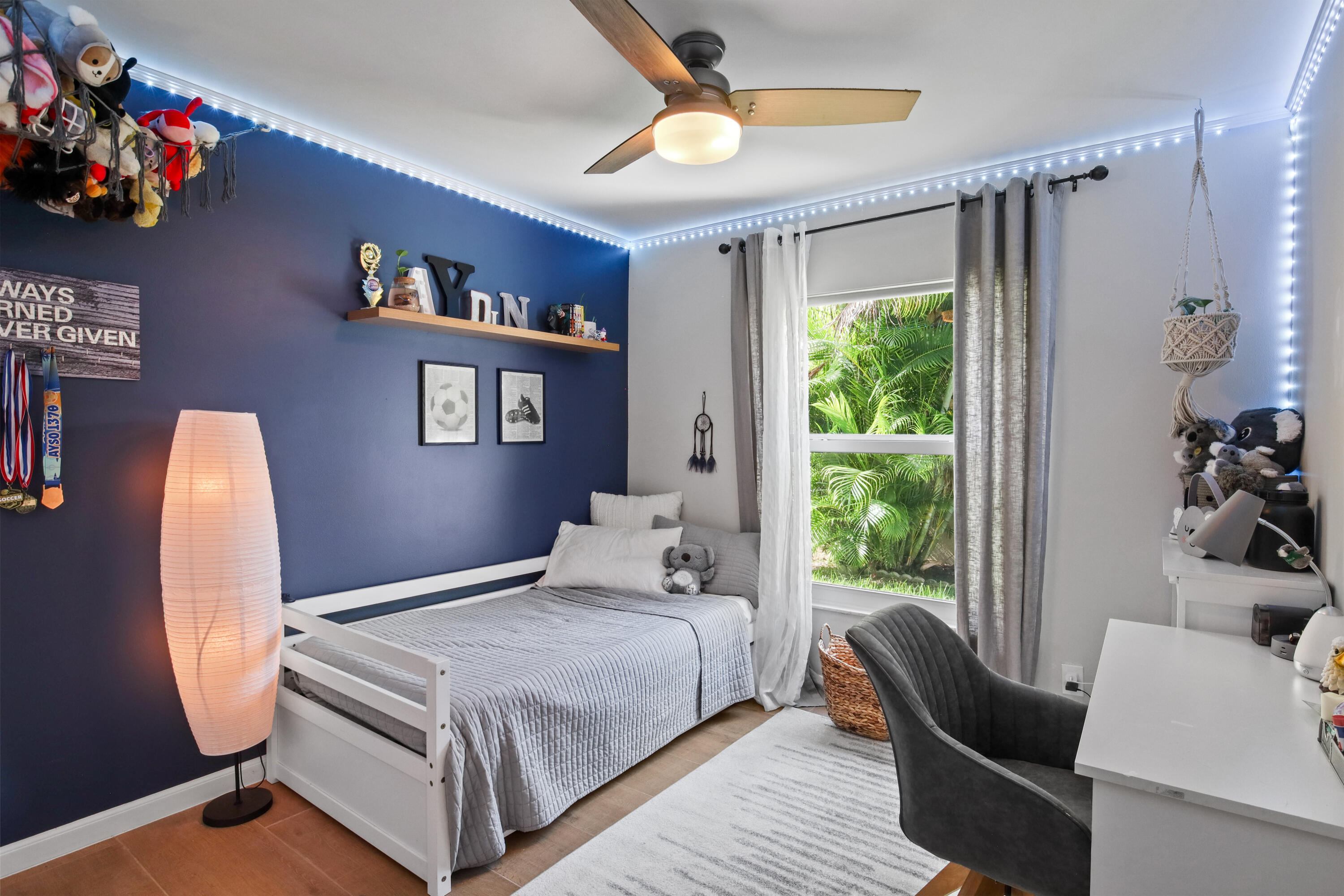 2021 Northwest 15th Place Delray Beach, FL 33445 - Photo 22 of 44 2nd bedroom