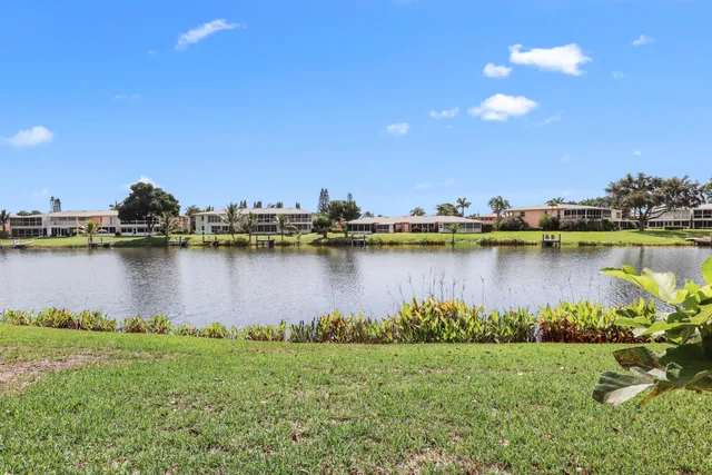 $689,000 | 2021 Northwest 15th Place, Delray Beach, FL 33445