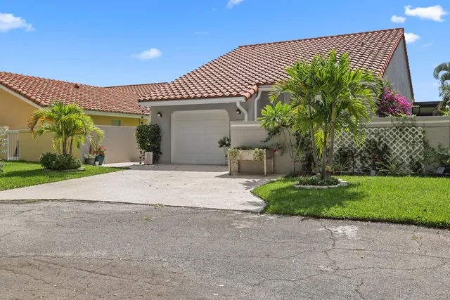 $689,000 | 2021 Northwest 15th Place, Delray Beach, FL 33445