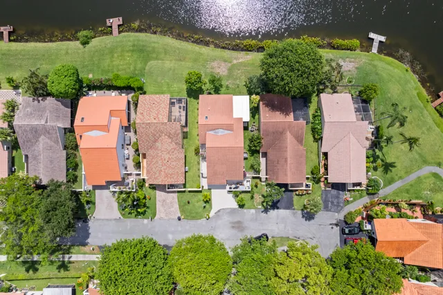 $689,000 | 2021 Northwest 15th Place, Delray Beach, FL 33445