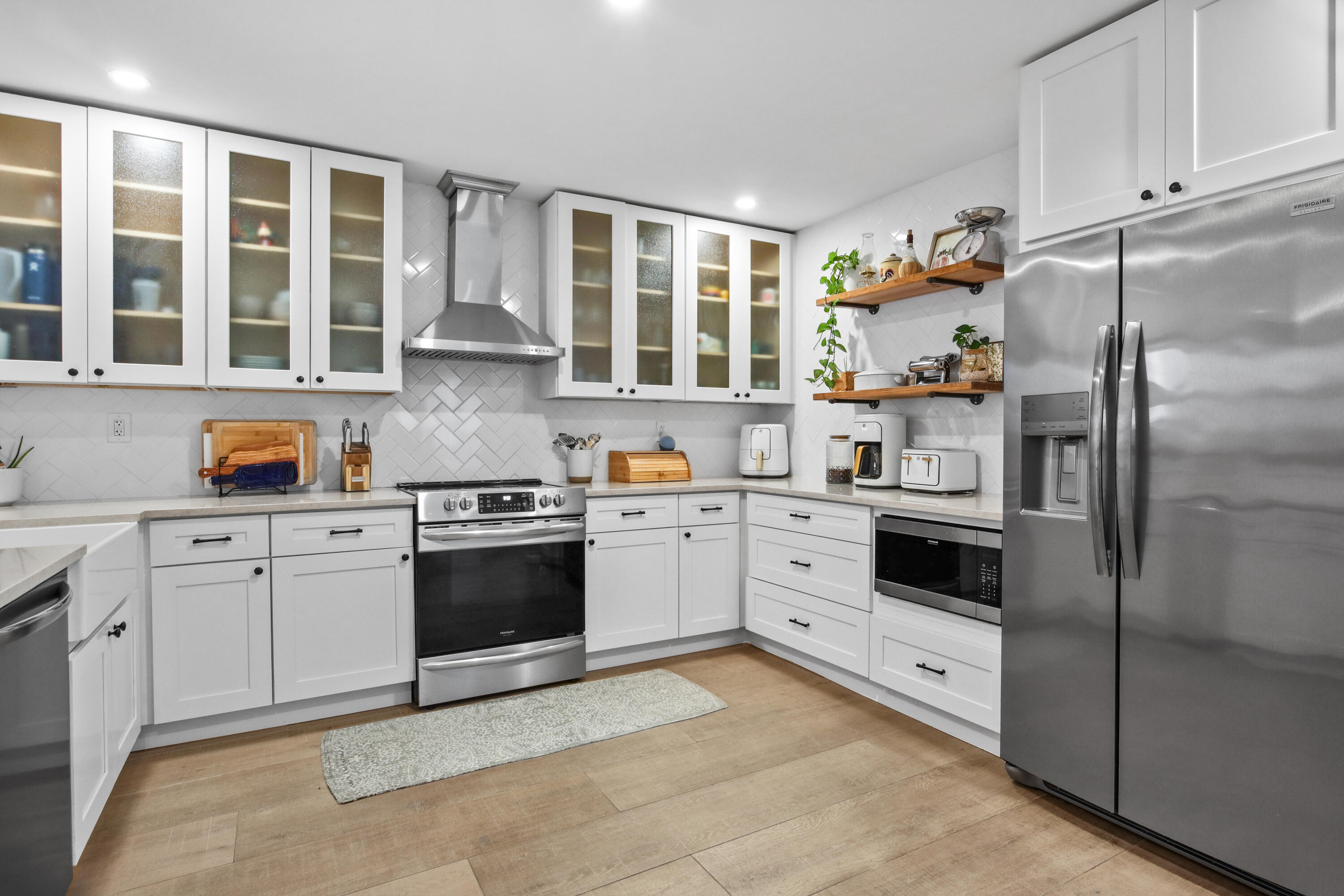 2021 Northwest 15th Place Delray Beach, FL 33445 - Photo 5 of 44 kitchen