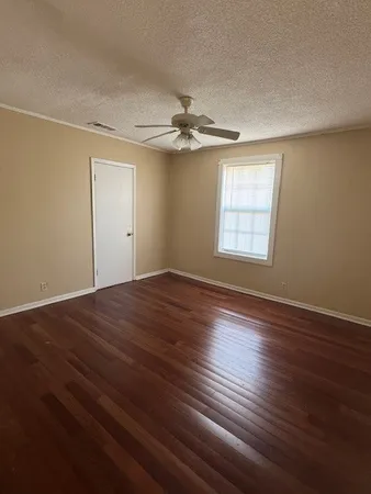 $950 | 1518.5 Albany Street, Brunswick, GA 31520