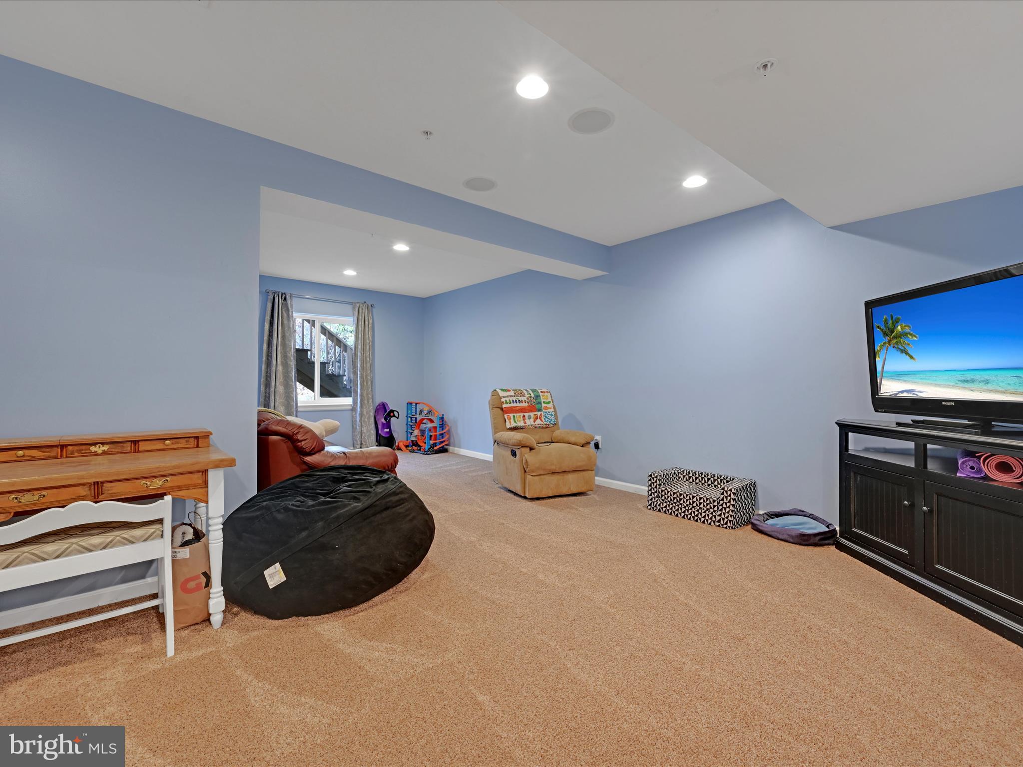 2308 Orchard View Road Reading, PA 19606 - Photo 17 of 28 Room